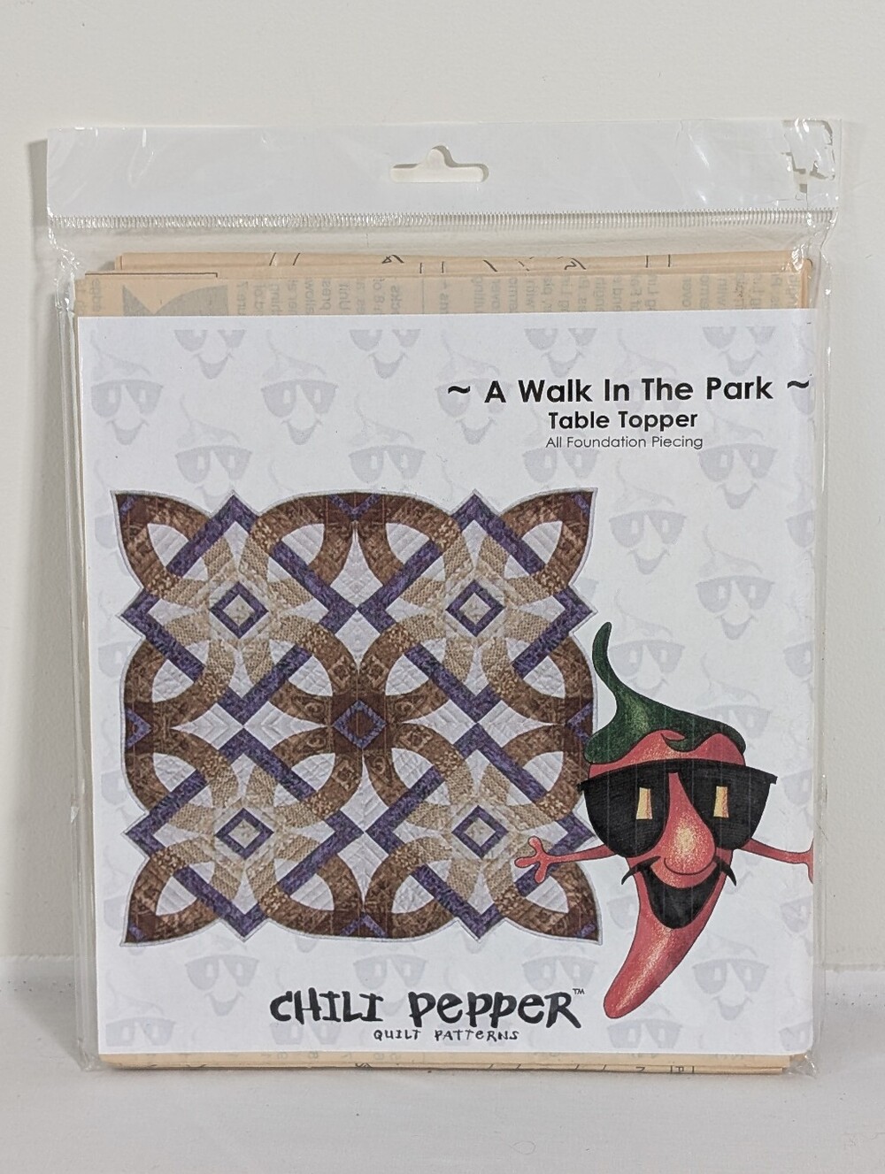 "A Walk In The Park" Table Topper FPP Quilt Pattern - Chili Pepper Quilts